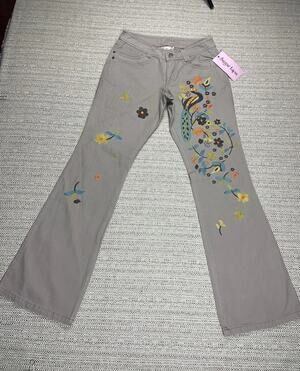 Sugar Lips Women's Beige Khaki Jeans Embroidered Flowers Boho New Flare
